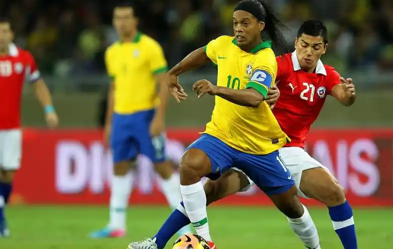 越表现震惊 越表现震惊